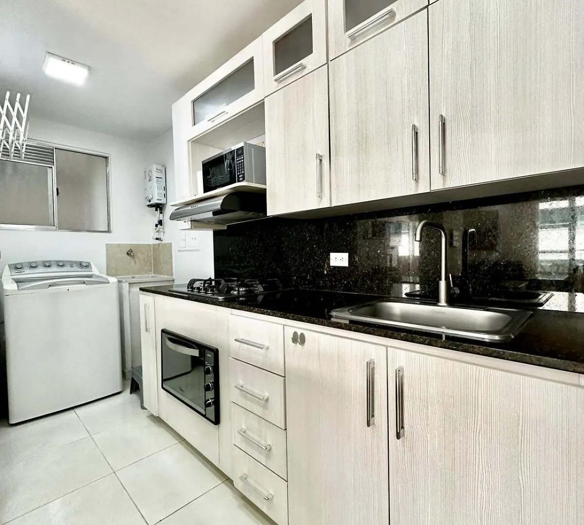 Hermoso Apartamento En El Poblado Medellín 0*,  Colombia