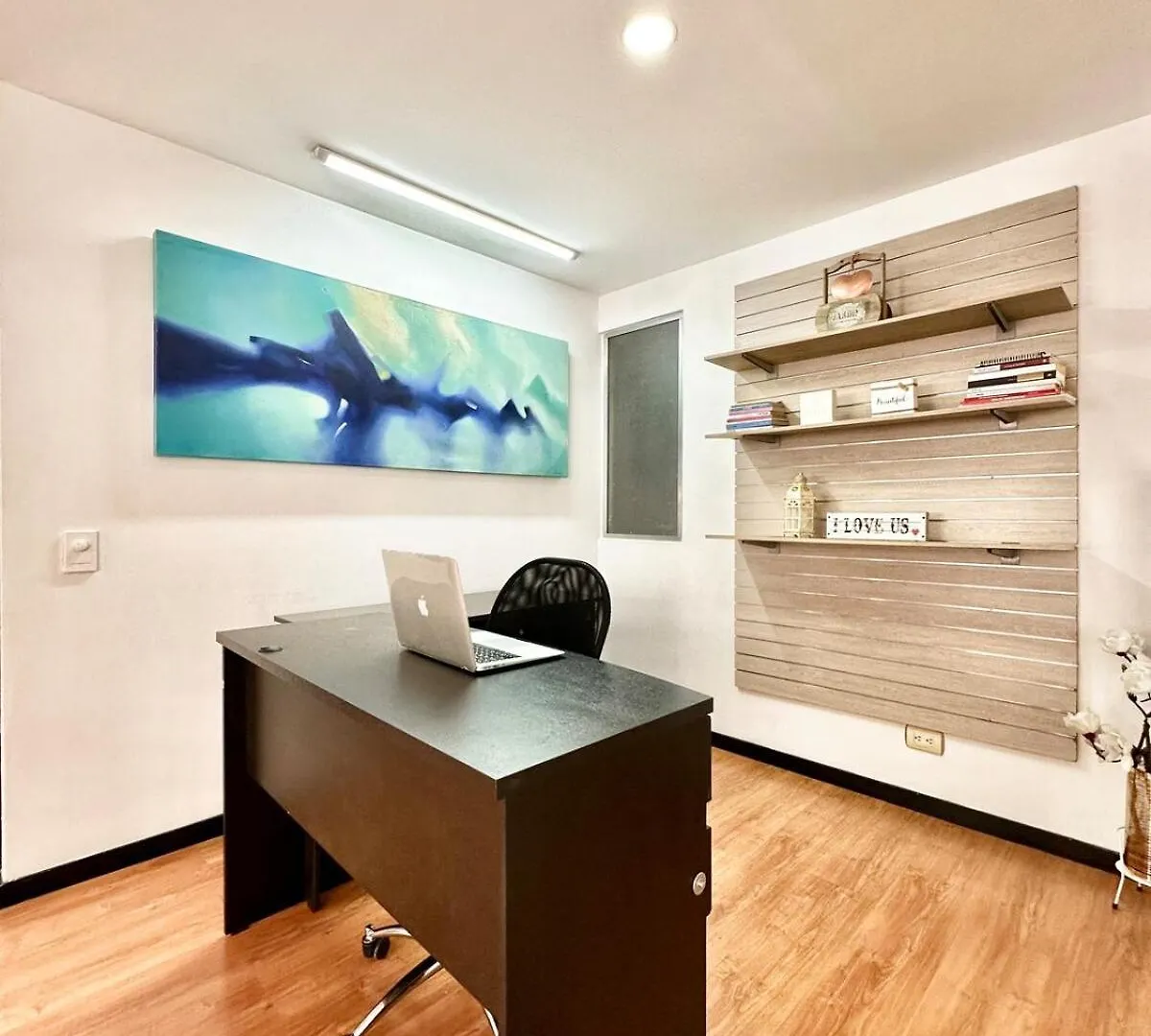 Hermoso Apartamento En El Poblado 메딜린 0*,
